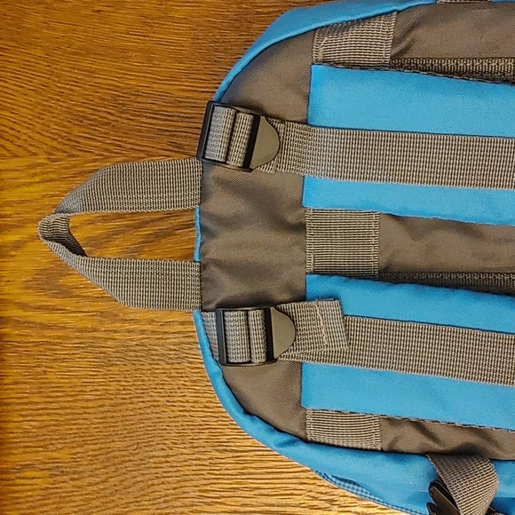 Heldenmut 20x11x8 inches Back Pack - Picture 3 of 7